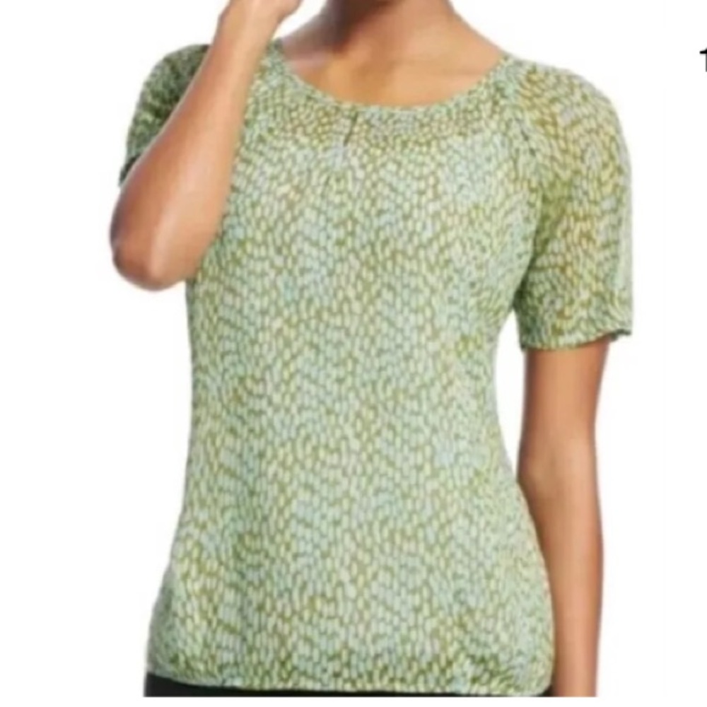 Cabi #602 Pebble Sheer Keyhole Blouse Top